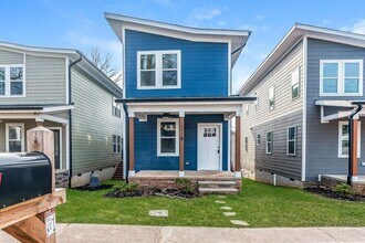 Building Photo - 202 Southern Dr