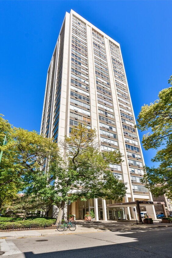 Foto principal - 70 W Burton Pl