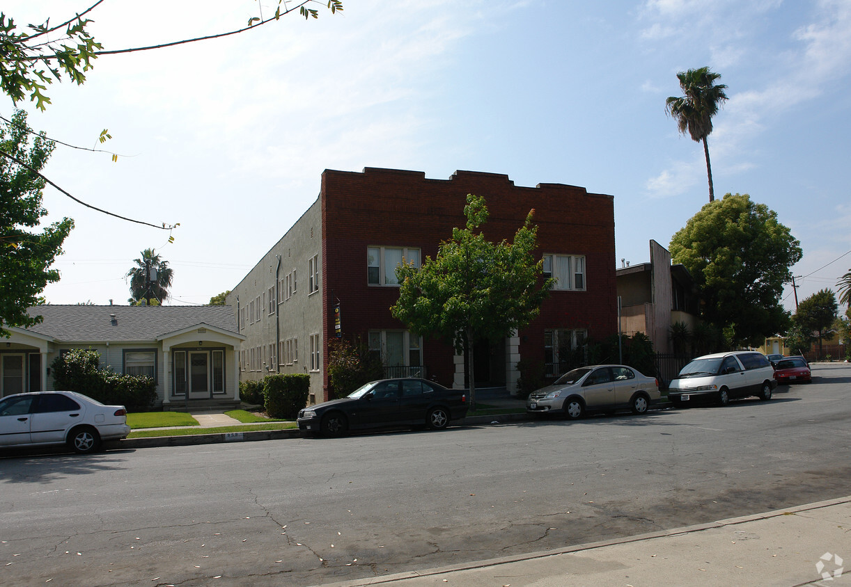 Building Photo - Hobart Apartments