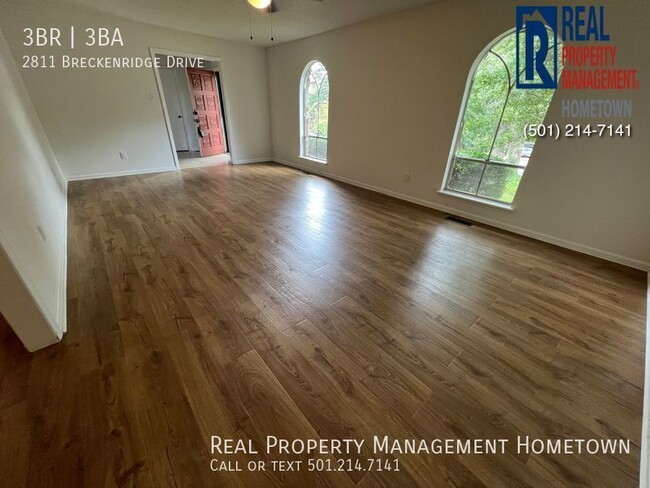 Building Photo - Beautiful 3-Bed 2.5-Bath Home in Little Rock!