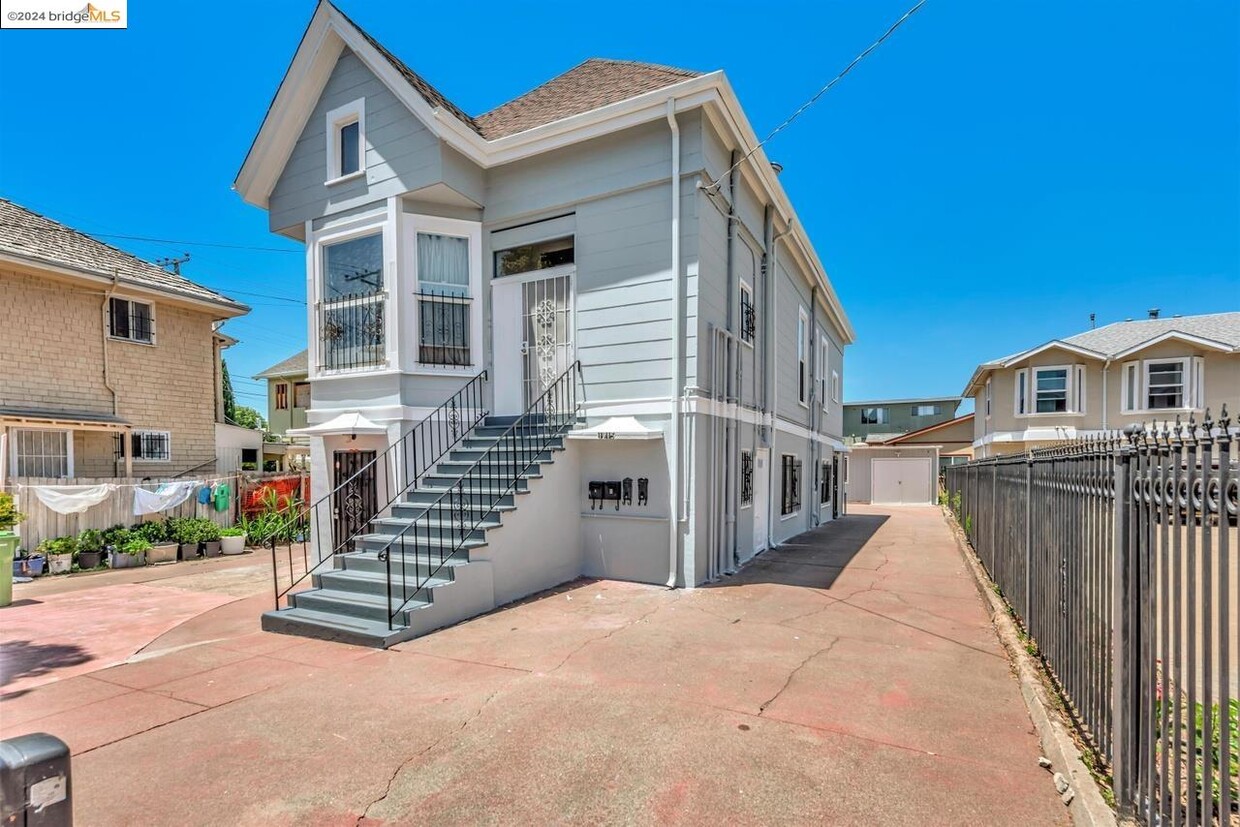 Foto principal - 1715 9th Ave