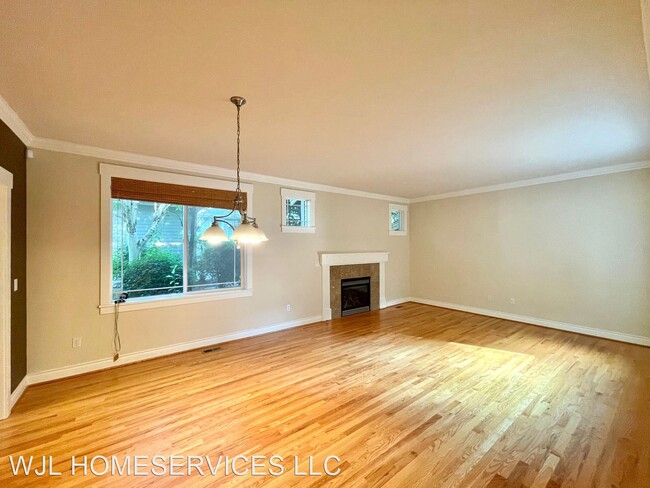 Building Photo - 4 br, 3 bath House - 2646 116th Ave NE