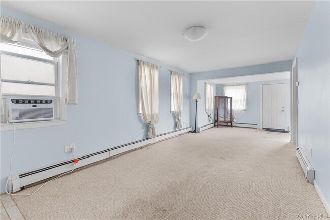 Foto del edificio - 44 Nevada Ave