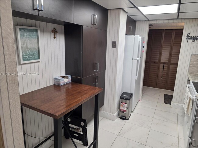 Foto del edificio - 3771 Environ Blvd