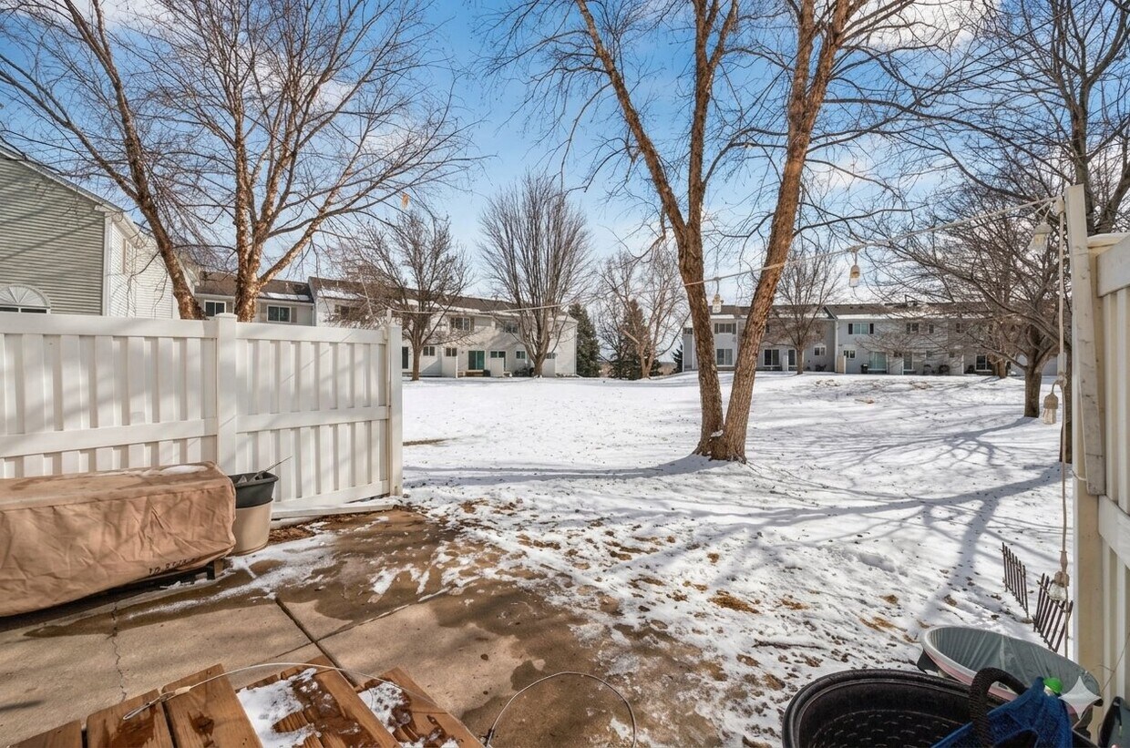 Foto del edificio - 16145 71st Ln NE