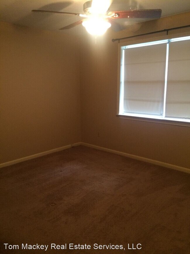 Foto del edificio - 3 br, 2 bath House - 5148 Floynell Dr.