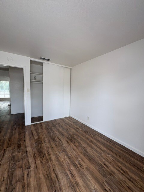 Foto del edificio - 310 S Argyle Ave