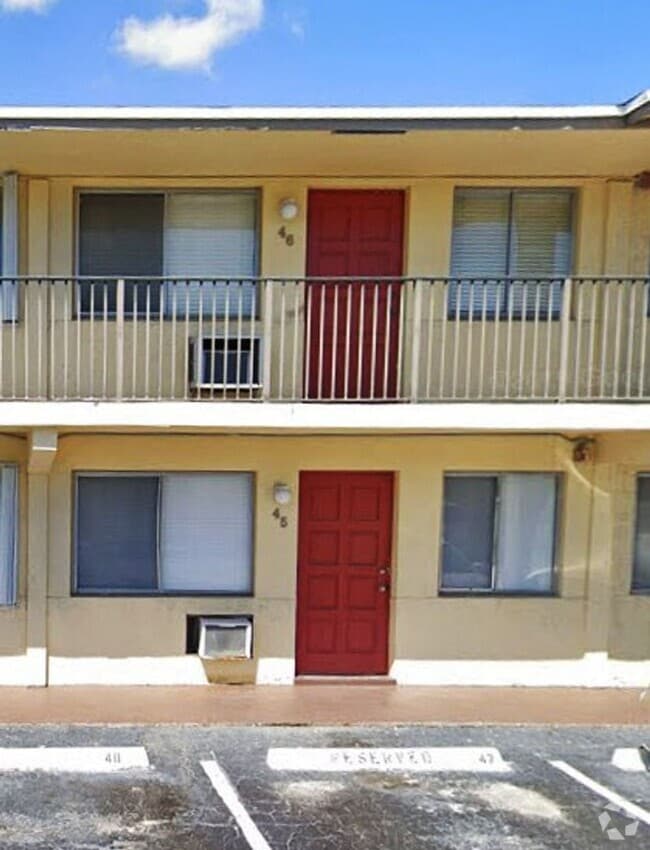 Building Photo - 1814 E Oakland Park Blvd