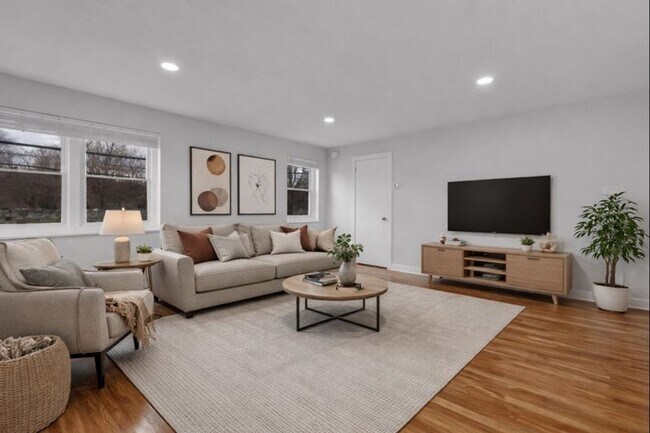 Foto del edificio - 1613 3rd St