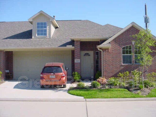 Foto del edificio - 1602 Village Townhome Dr