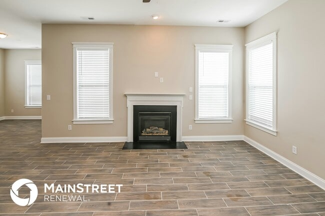 Foto del edificio - 9909 Grier Springs Ln