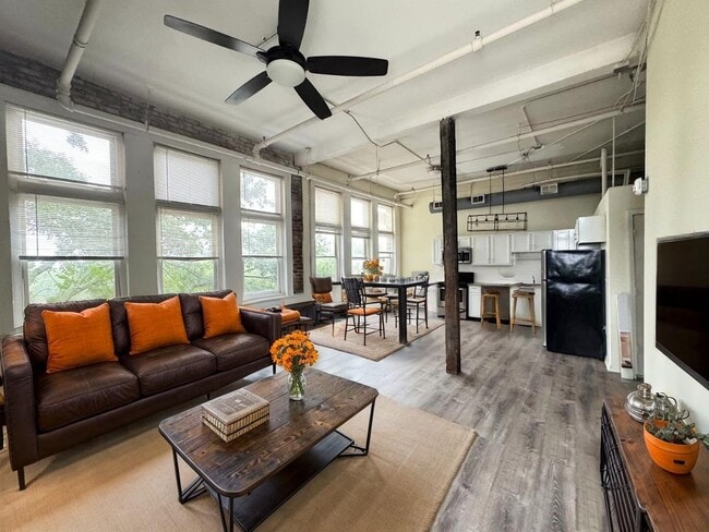 Interior Photo - Farmer's Exchange Athens