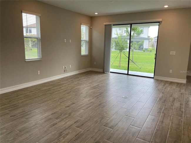 Foto del edificio - 4580 Almada Ln