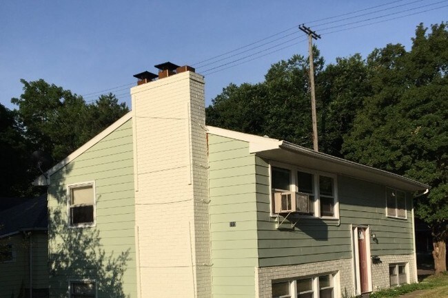 Foto del edificio - 213 S Fairview Ave