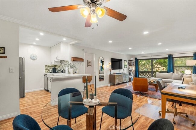 Foto del edificio - 7742 Redlands St