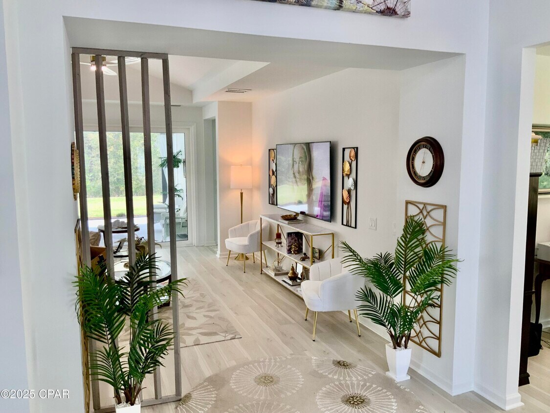 Foto principal - 8255 Landshark Blvd