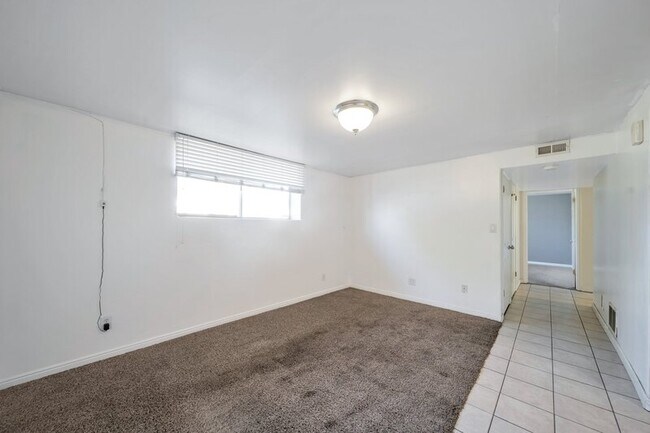 Building Photo - 4764 Meadow Wood Way