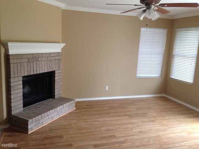 Foto del edificio - 4 br, 2 bath House - 9814 Dull Knife Way