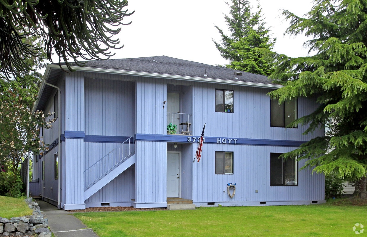 Primary Photo - 3721 Hoyt Ave