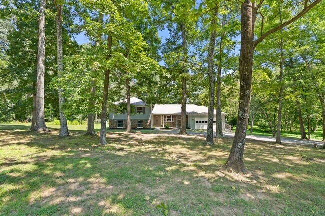 Foto del edificio - 37744 Hughesville Rd