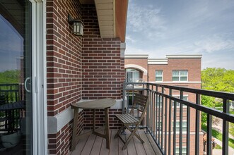 1BR/1BA - Nicholas Apartments