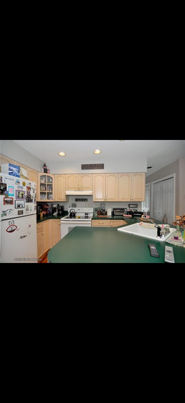 Foto del edificio - 324 Rhode Island Ave