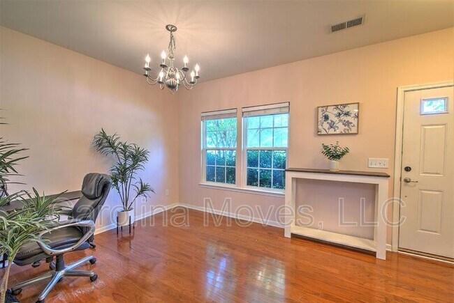 Building Photo - 339 Edgemont Ave