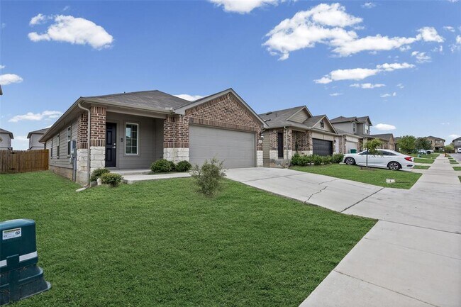Foto del edificio - 11801 Rush Ln