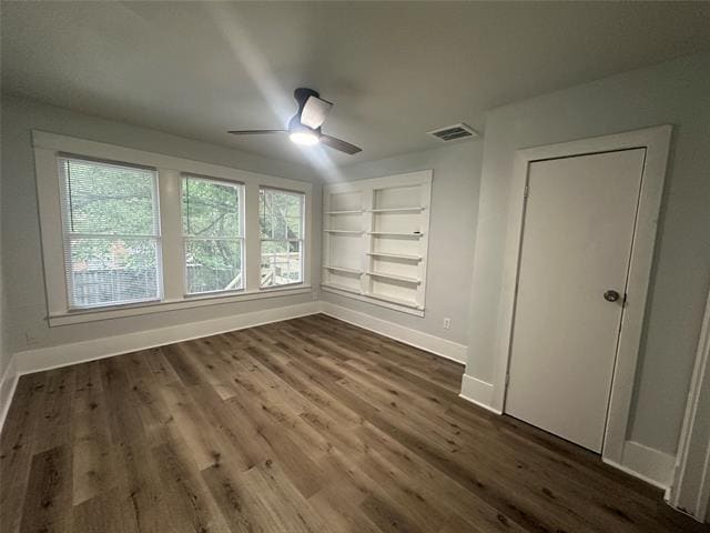 Building Photo - 819 N Marsalis Ave