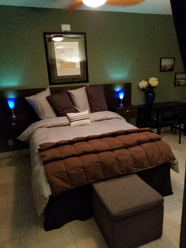 Foto del edificio - 1118 NE 18th Ct