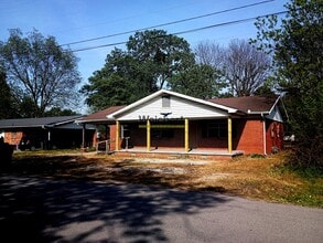 Building Photo - 209 S 16th Ave