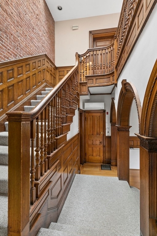 Building Photo - 1760 Beacon St