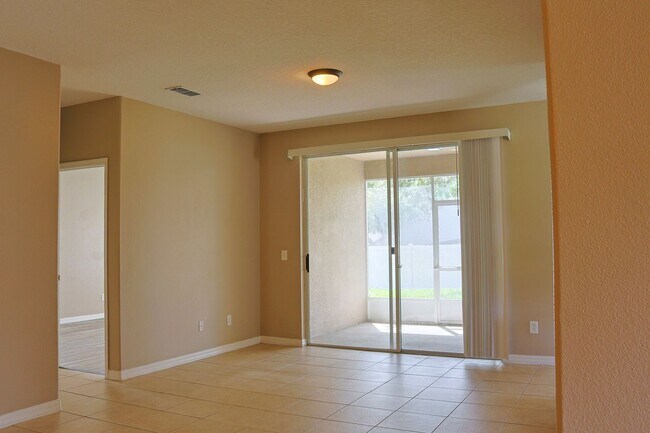 Foto del edificio - Lovely 3/2 in the gated Sunset Ridge Commu...