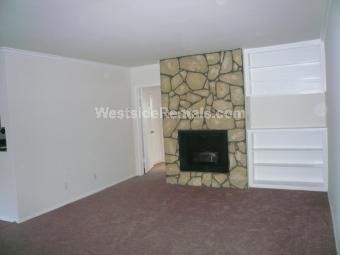 Primary Photo - 3400 Vinton Ave