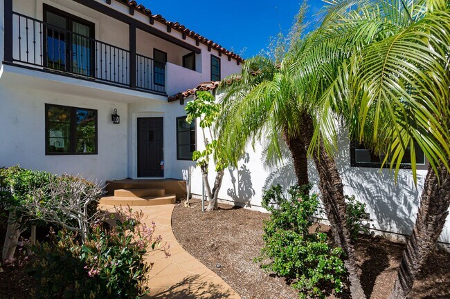 Building Photo - Restored 1928 Spanish in the Heart of Kensington