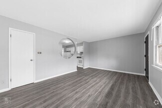 Building Photo - 2600 S 59th Ave