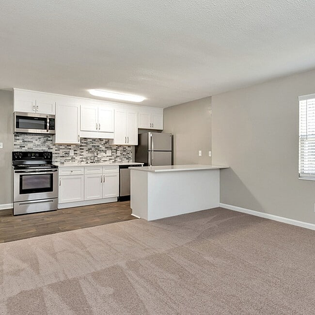 Modern Kitchen - Arbor Creek