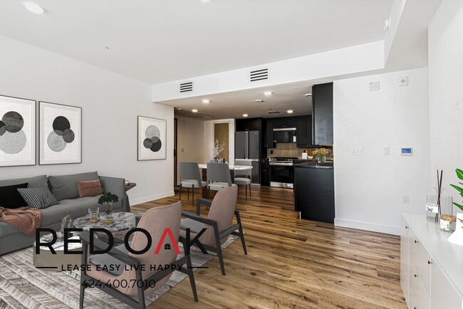 Foto del edificio - ~1 Month FREE~ Outstanding Two Bedroom wit...