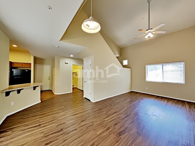 Building Photo - 8114 W Beck