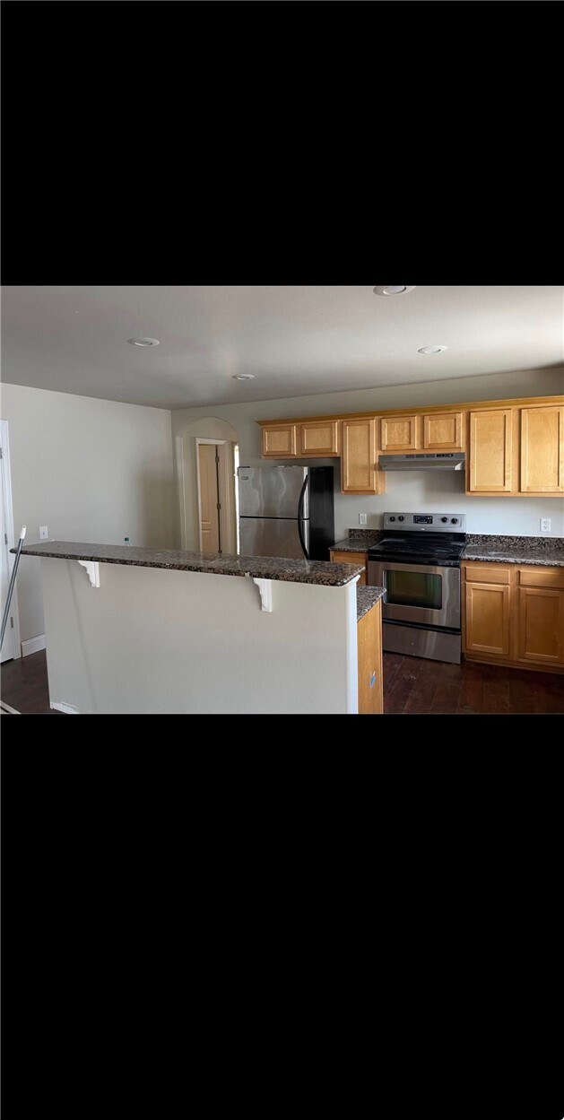 Foto del edificio - 867 Oakwood Ln