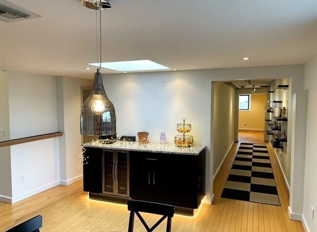 Foto del edificio - 170 Gore St