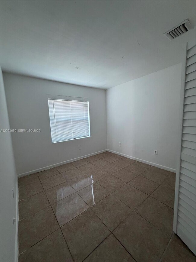 Foto del edificio - 1491 NW 22nd Ct