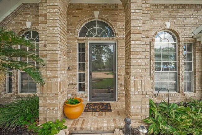 Foto del edificio - 4502 Twin Elm Dr