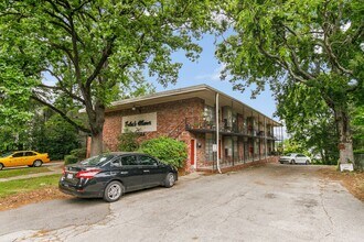 Building Photo - 1227 29th St S
