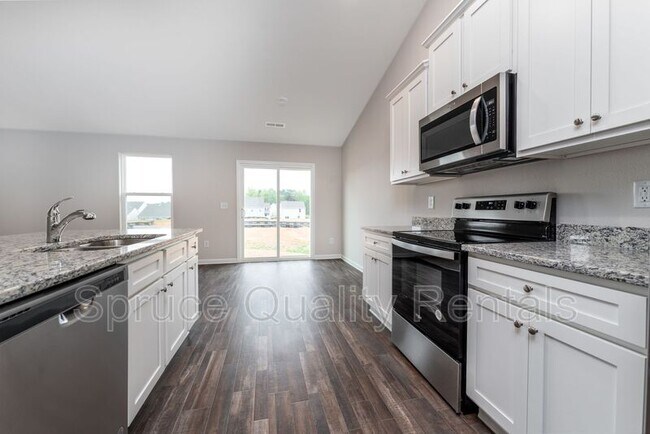 Building Photo - 4701 Hazelburn Dr