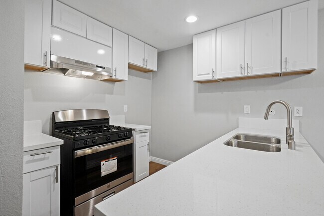 Foto del edificio - 8601 International Ave