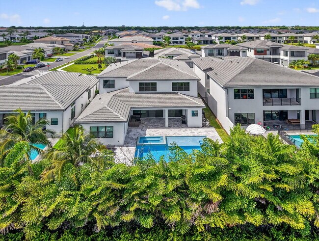 Foto del edificio - 8521 Ganton Dr