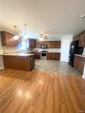 Building Photo - 420 Bloomfield Ct
