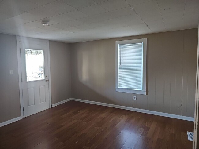 Building Photo - 429 Belle Ave 2BR/1BA (Lindenwald)