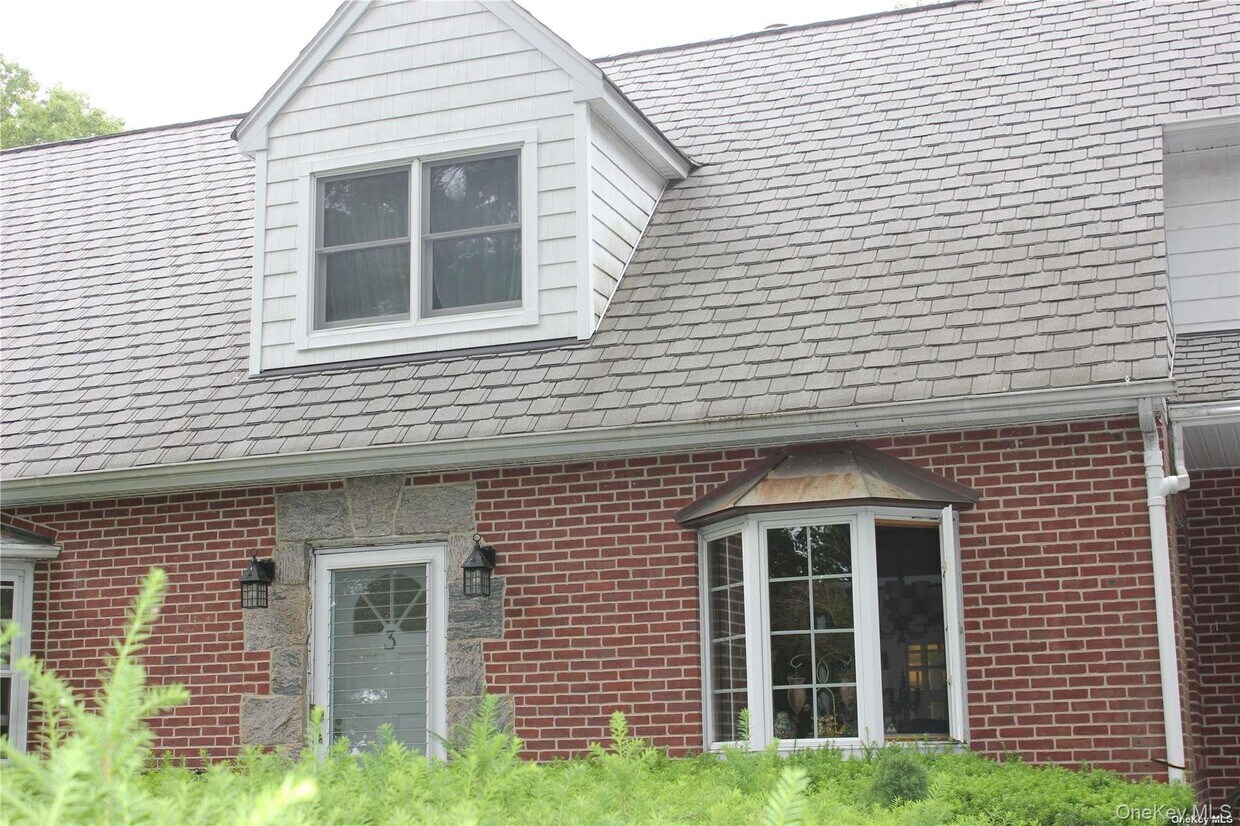 Foto principal - 3 Meadowbrook Dr